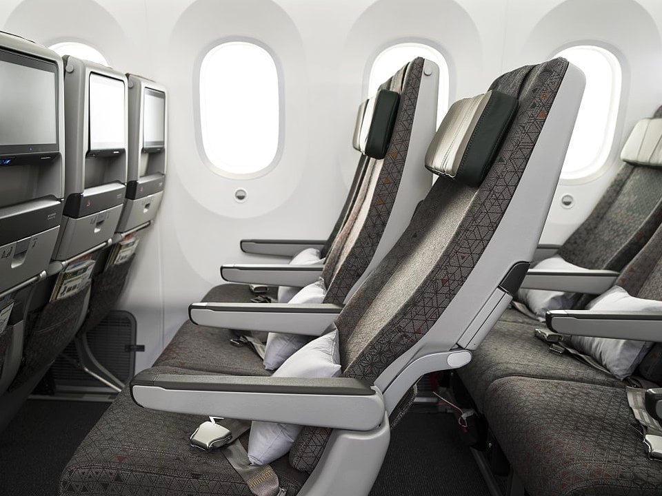 Best plane for long flights: 777-300er (EVA Air cconomy)